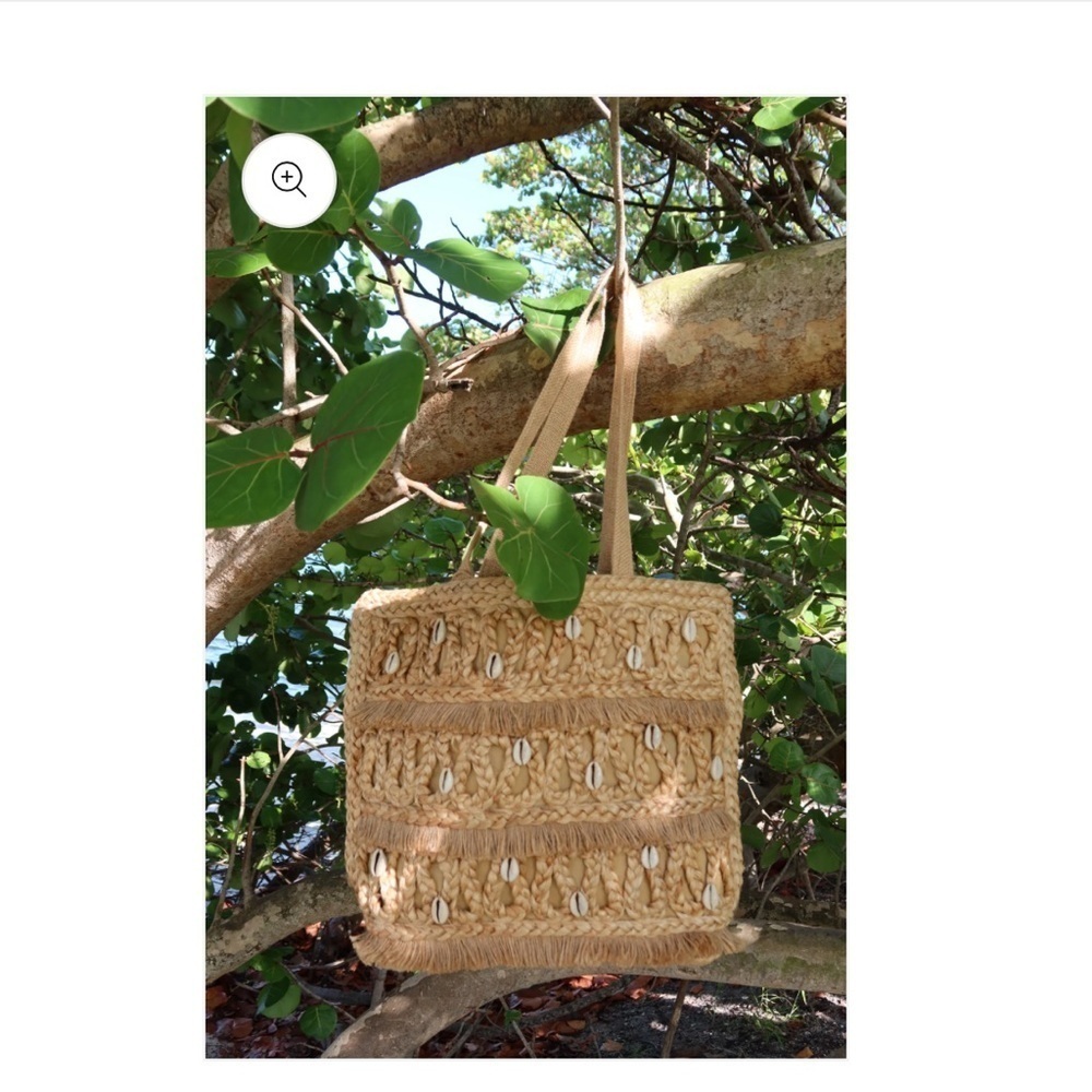 SALT + UMBER
ISLA JUTE SEASHELL TOTE